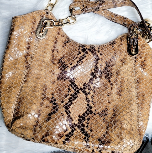 Michael Kor purse - Picture 3 of 7